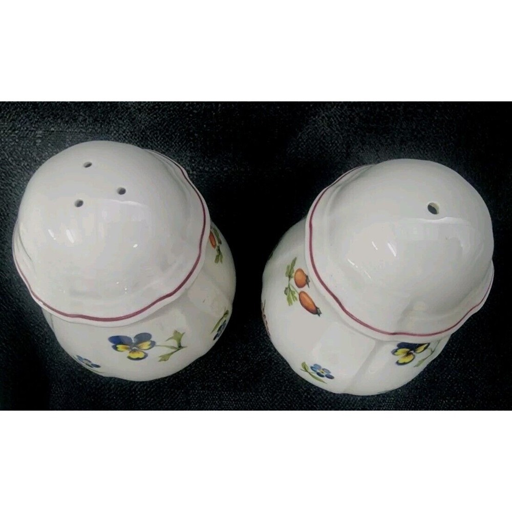 PETITE FLEUR Villeroy & Boch 8pc Set Salt Pepper Shaker Plates Bowls Saucers - Picture 6 of 15